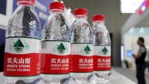半年收入152亿后，农夫山泉高层说2元水仍是主流，对饮料业最新判断也有了