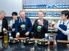 恒天然上海应用中心迎来新西兰总理，他还见证了企业在华创新成果